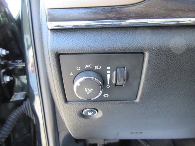 used 2015 Jeep Grand Cherokee car, priced at $12,990