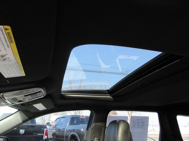 used 2015 Jeep Grand Cherokee car, priced at $12,990