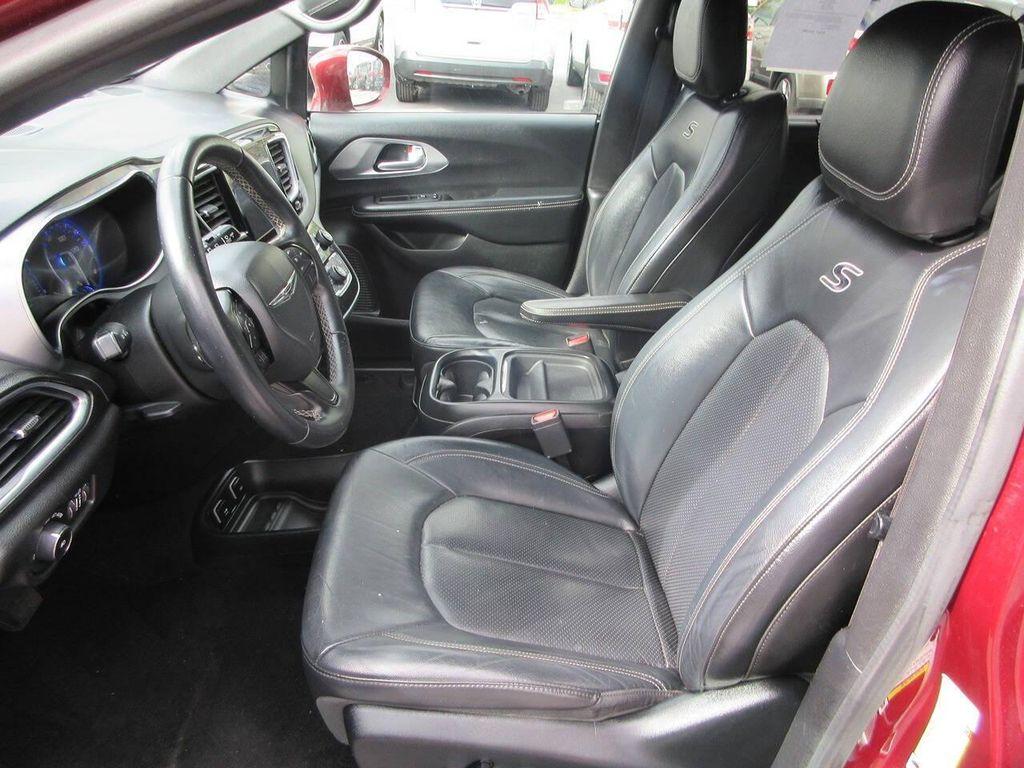 used 2018 Chrysler Pacifica car, priced at $13,850