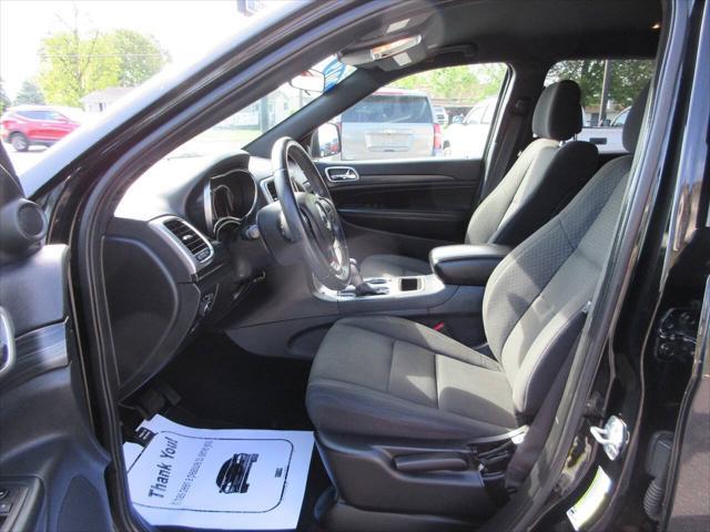 used 2019 Jeep Grand Cherokee car, priced at $17,990