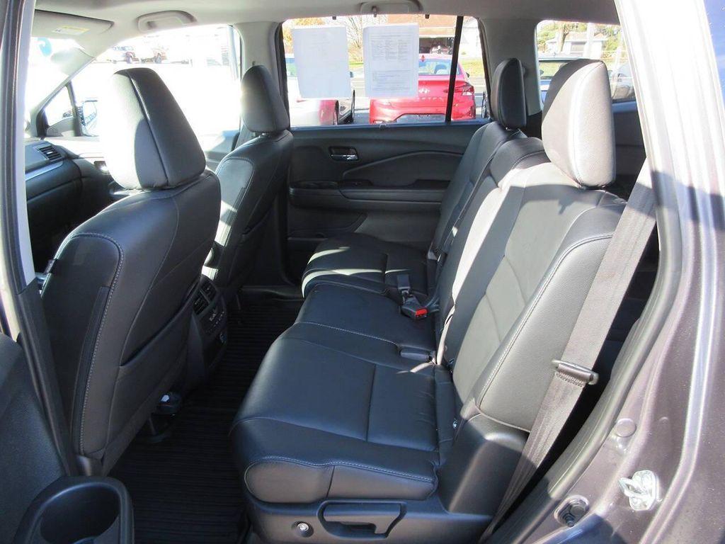 used 2021 Honda Pilot car, priced at $26,990
