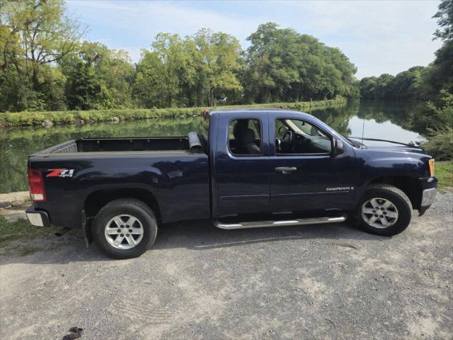 used 2009 GMC Sierra 1500 car, priced at $13,995