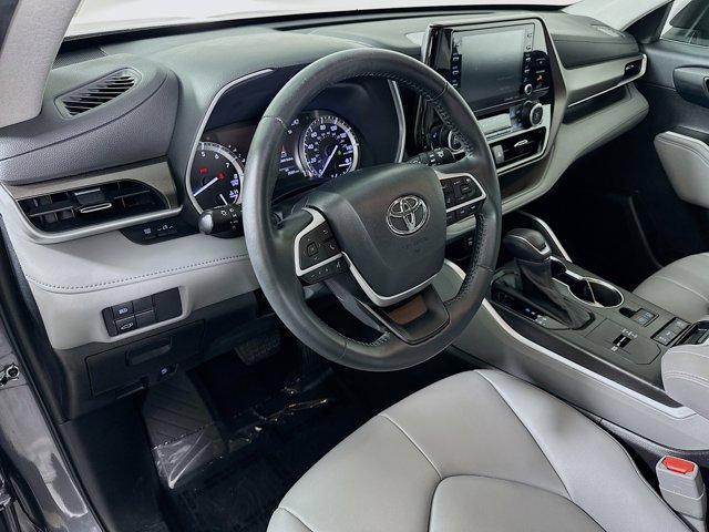 used 2022 Toyota Highlander car, priced at $31,991