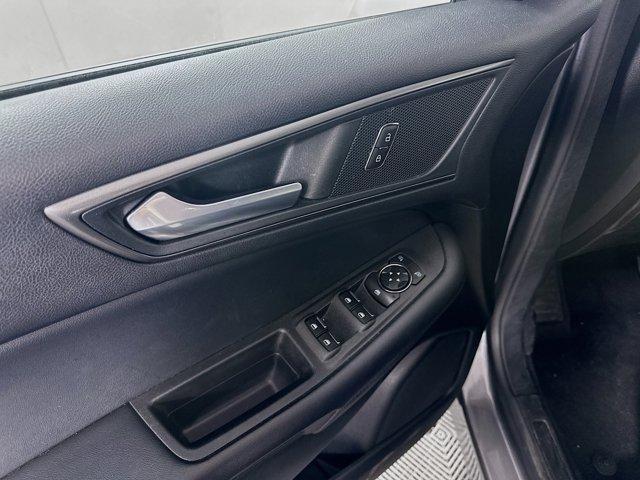 used 2022 Ford Edge car, priced at $18,306