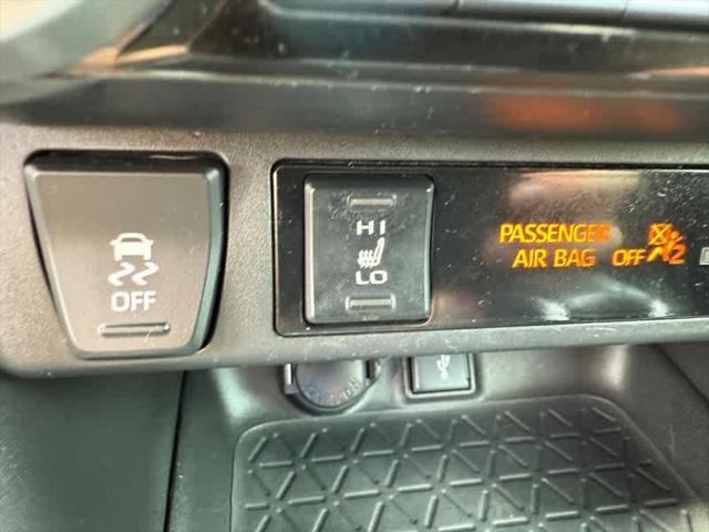 used 2020 Toyota RAV4 Hybrid car, priced at $29,960