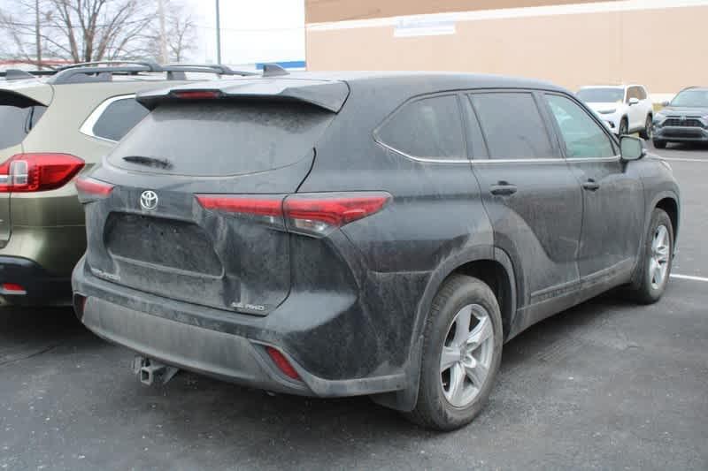 used 2021 Toyota Highlander car, priced at $27,460