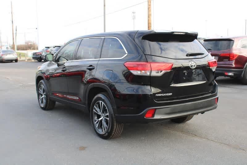 used 2019 Toyota Highlander car, priced at $25,960