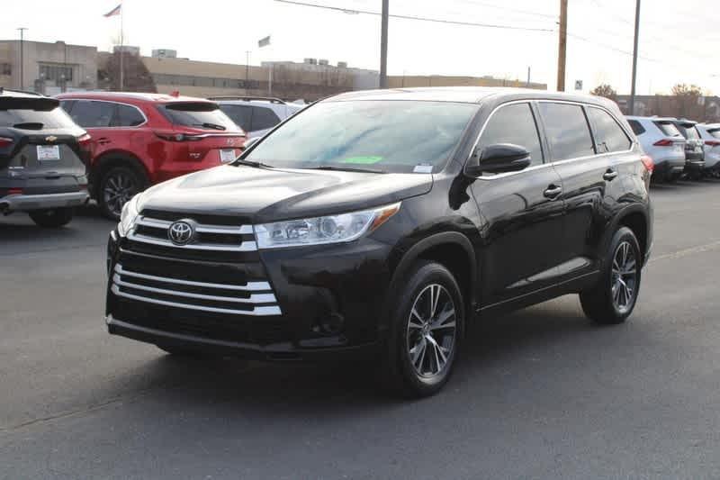 used 2019 Toyota Highlander car, priced at $25,960