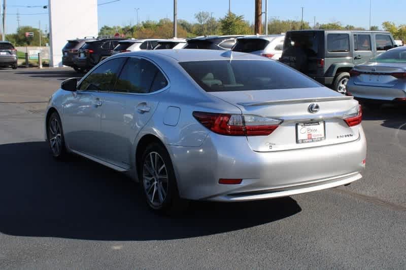 used 2016 Lexus ES 300h car, priced at $19,979