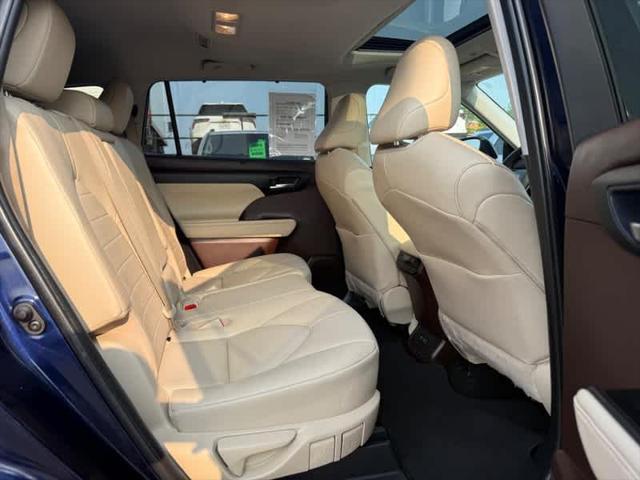 used 2020 Toyota Highlander car, priced at $31,960