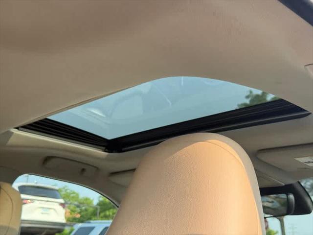 used 2020 Toyota Highlander car, priced at $31,960
