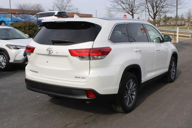 used 2019 Toyota Highlander car, priced at $29,960