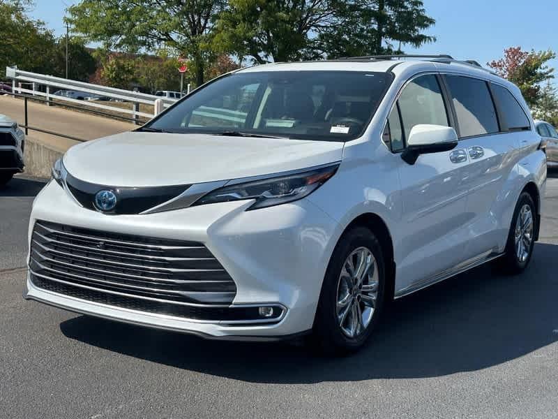 used 2022 Toyota Sienna car, priced at $47,460