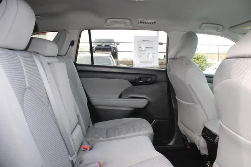 used 2022 Toyota Highlander car, priced at $29,460