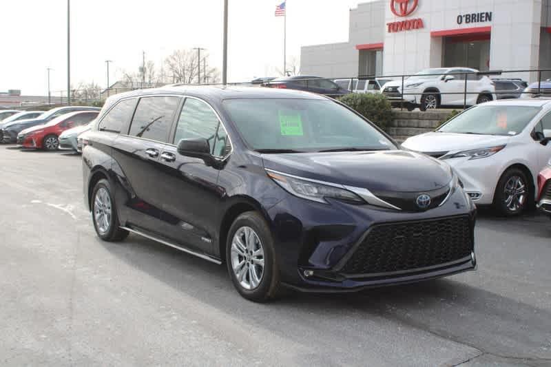 used 2021 Toyota Sienna car, priced at $42,460