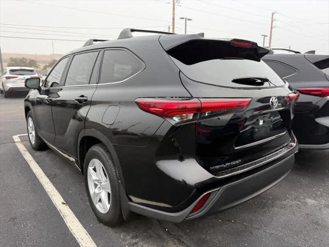 used 2023 Toyota Highlander car, priced at $32,960