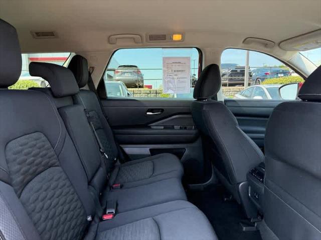 used 2022 Nissan Pathfinder car, priced at $25,660