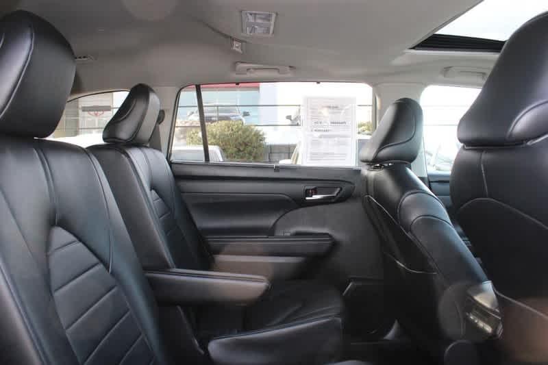 used 2024 Toyota Highlander car, priced at $43,960