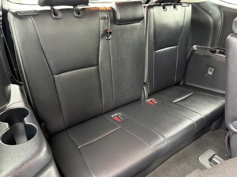 used 2024 Toyota Highlander car, priced at $43,960