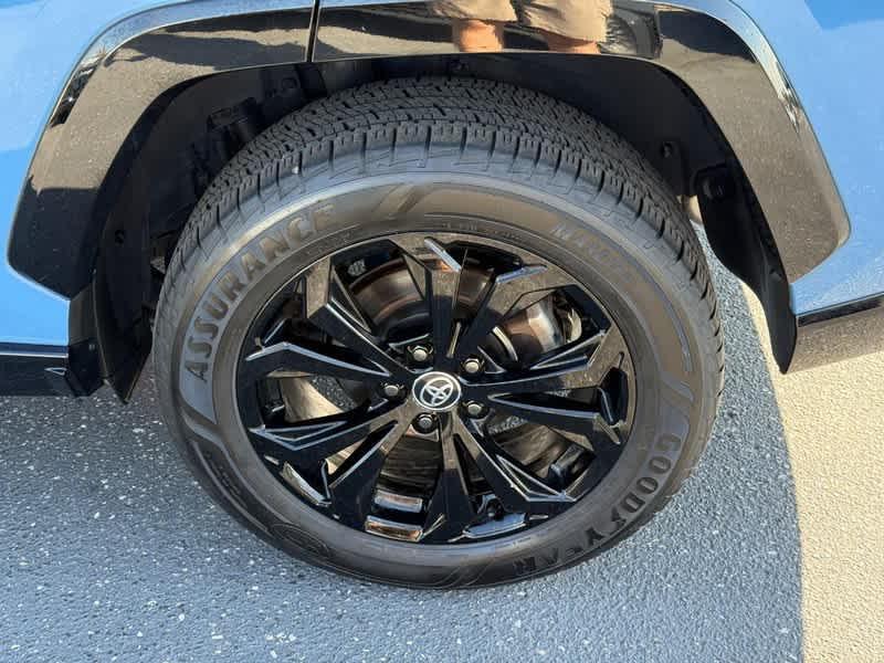 used 2022 Toyota RAV4 Hybrid car, priced at $33,660