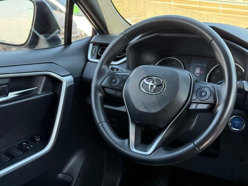 used 2022 Toyota RAV4 Hybrid car, priced at $33,660