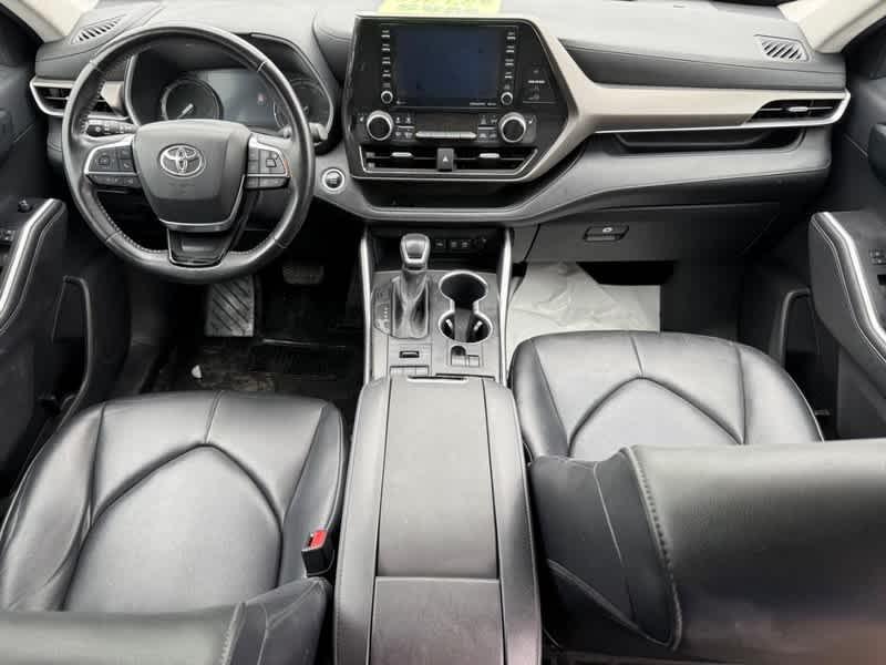 used 2021 Toyota Highlander car, priced at $26,979