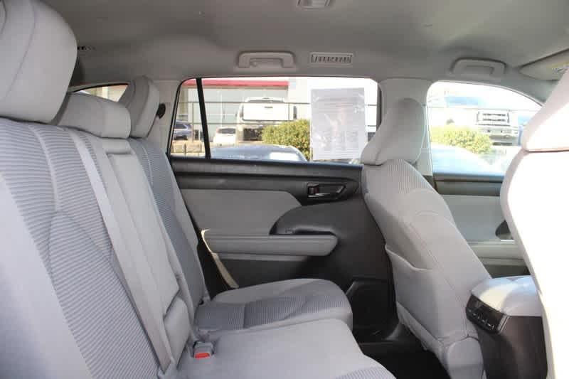 used 2022 Toyota Highlander car, priced at $33,960