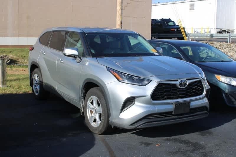 used 2021 Toyota Highlander car, priced at $30,960