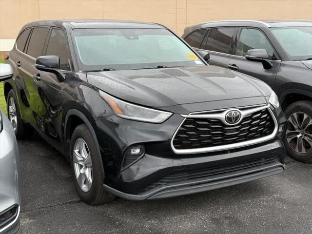 used 2021 Toyota Highlander car, priced at $25,460