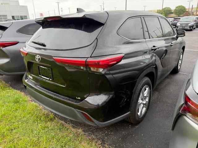 used 2021 Toyota Highlander car, priced at $25,460