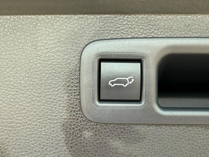 used 2021 Toyota Highlander car, priced at $26,990