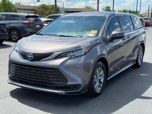used 2021 Toyota Sienna car, priced at $31,960