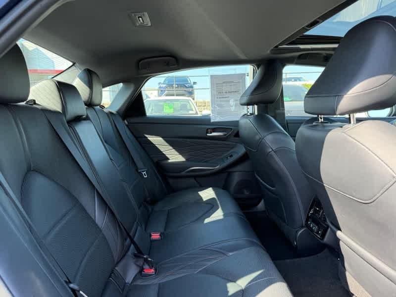 used 2021 Toyota Avalon Hybrid car, priced at $32,960