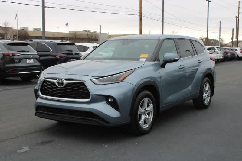 used 2021 Toyota Highlander car, priced at $30,460