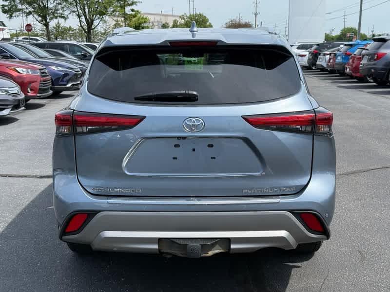 used 2021 Toyota Highlander car, priced at $35,390