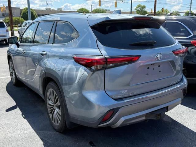 used 2021 Toyota Highlander car, priced at $35,960