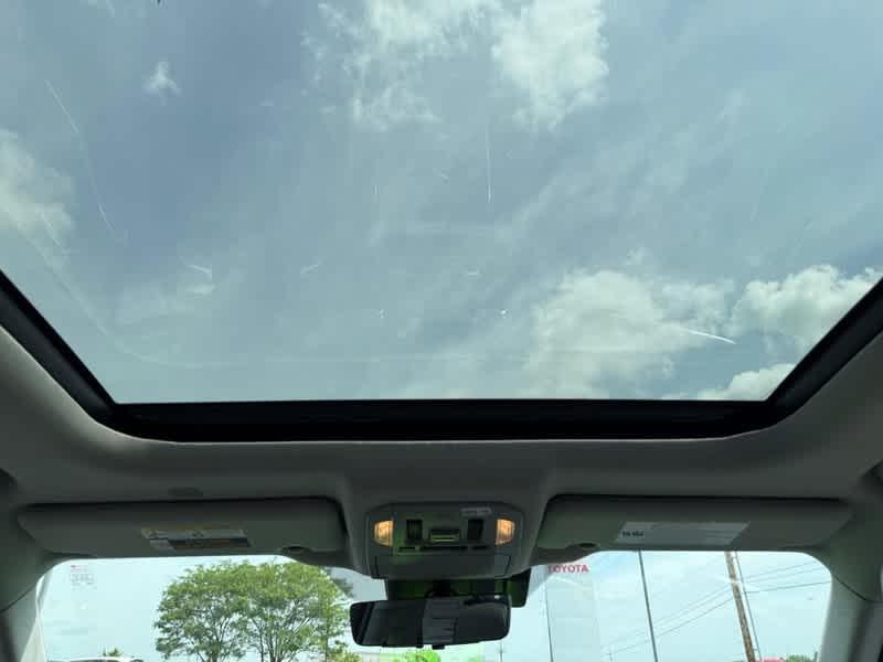 used 2021 Toyota Highlander car, priced at $35,390