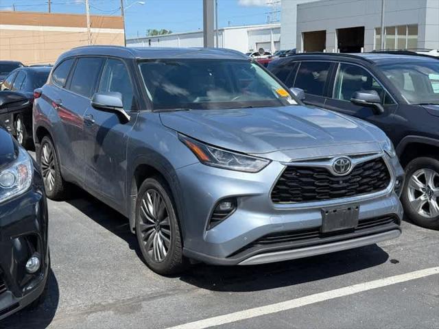 used 2021 Toyota Highlander car, priced at $35,960