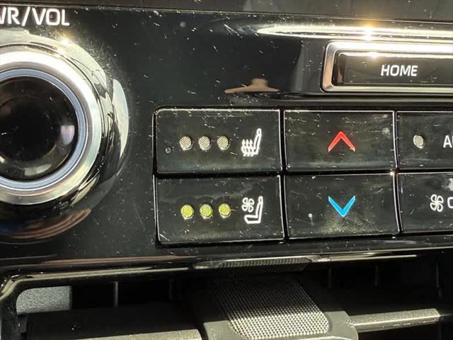 used 2021 Toyota Highlander car, priced at $35,390