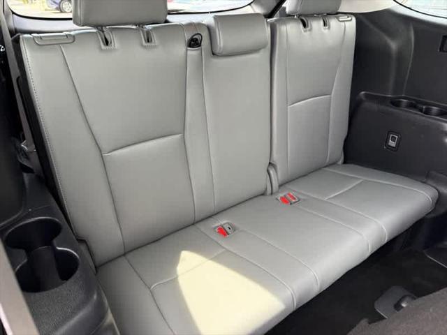 used 2021 Toyota Highlander car, priced at $35,390