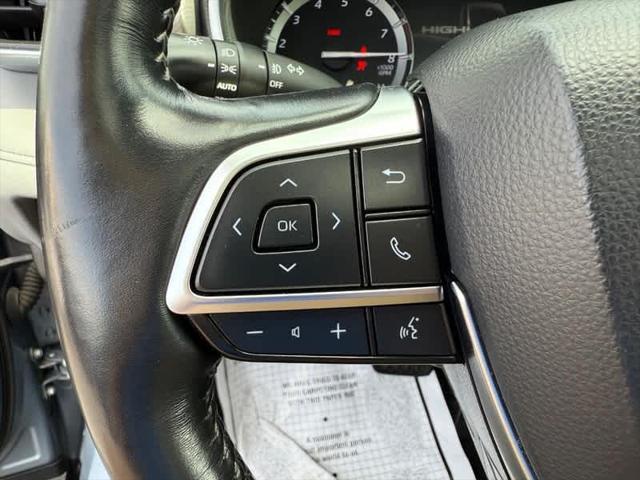 used 2021 Toyota Highlander car, priced at $35,390