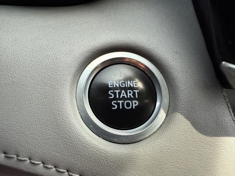 used 2021 Toyota Highlander car, priced at $35,390