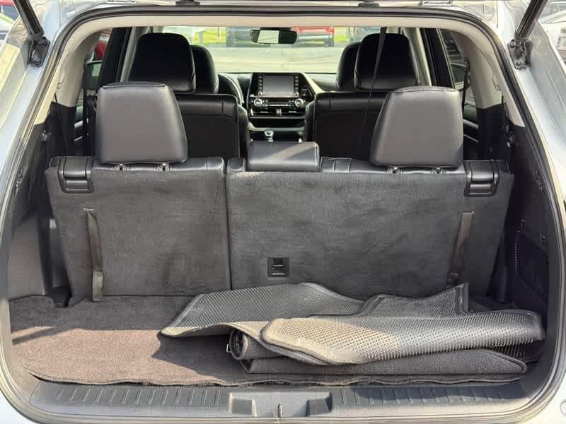 used 2022 Toyota Highlander Hybrid car, priced at $30,960