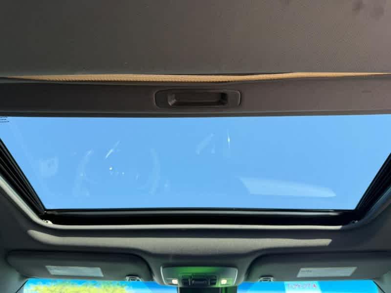 used 2020 Toyota Avalon Hybrid car, priced at $28,460