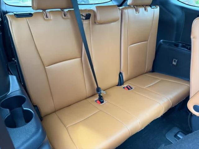 used 2021 Toyota Highlander car, priced at $36,460