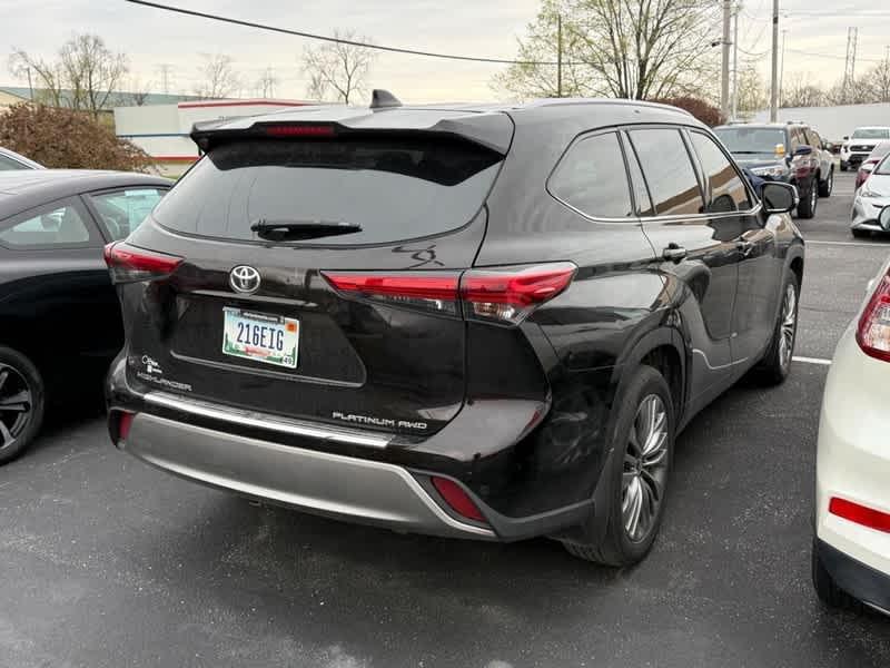used 2021 Toyota Highlander car, priced at $36,460