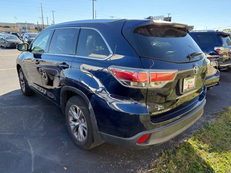 used 2015 Toyota Highlander car, priced at $16,460