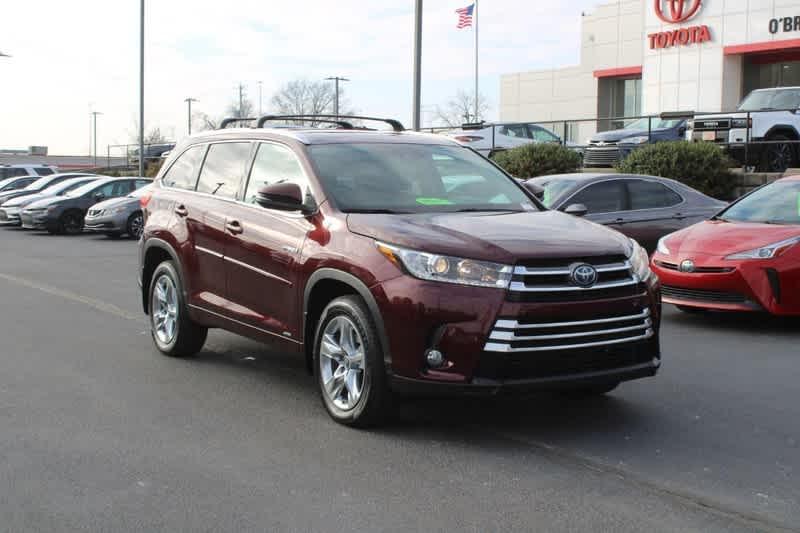 used 2018 Toyota Highlander Hybrid car, priced at $27,960