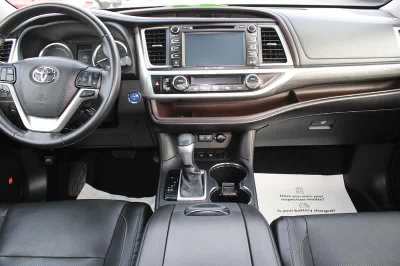 used 2018 Toyota Highlander Hybrid car, priced at $25,960