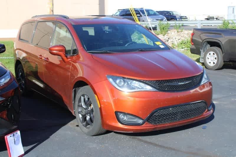 used 2018 Chrysler Pacifica car, priced at $16,960